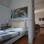 House And The City - Colosseum Apartments